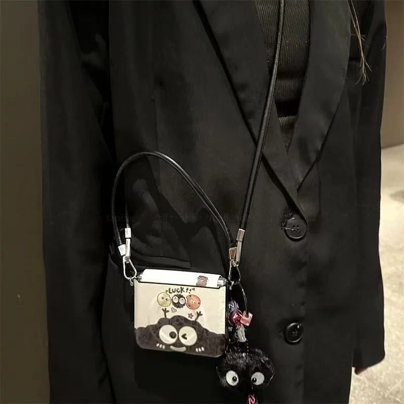 卡通黑色煤球磁吸适用华为purax折叠手机壳包中轴斜挎小米2荣耀2