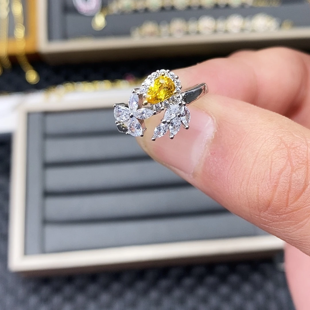 银S925镶嵌蓝宝石戒指