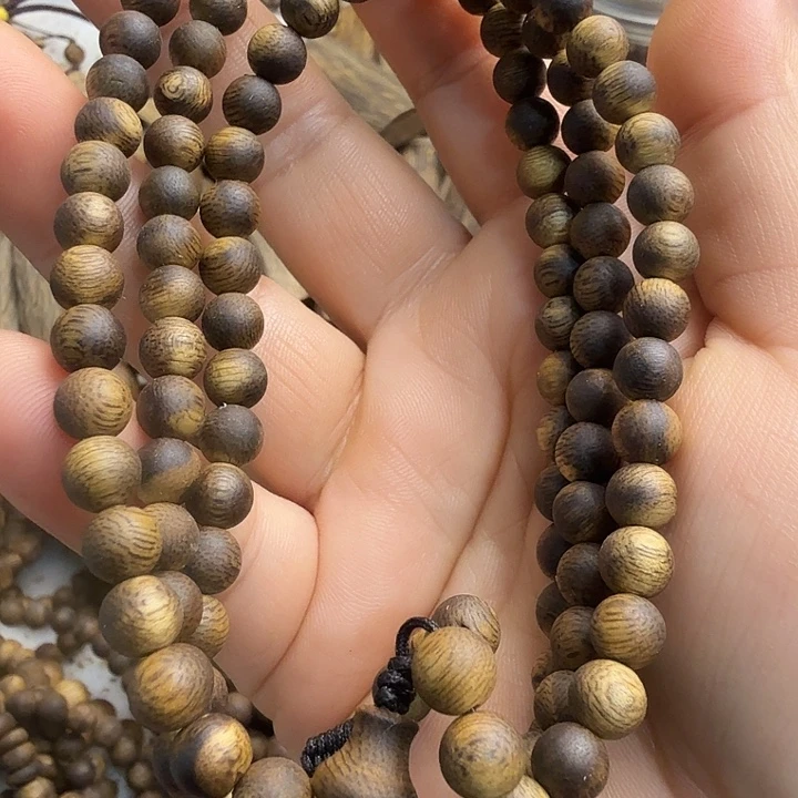 沉香碎屑沉香沉香沉香碎屑0.6