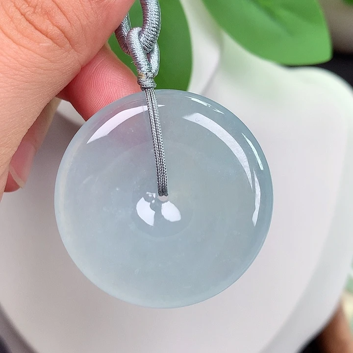 翡翠未镶嵌颈饰平安扣 38x5.9mm