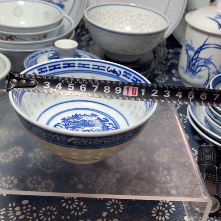 青花玲珑5寸的饭碗