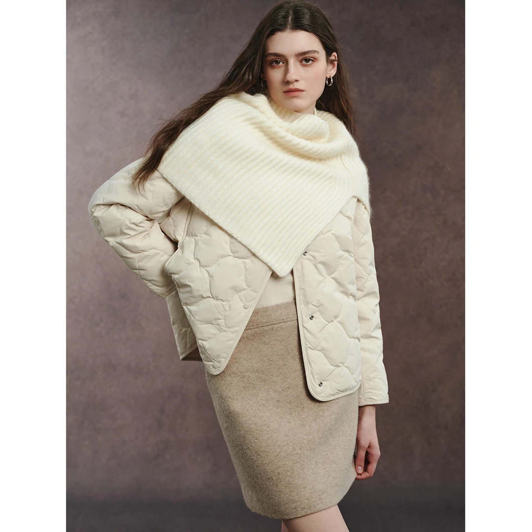 小岛微风“围脖羽绒服” 可拆卸围脖90白鹅绒外套羽绒服WT6123