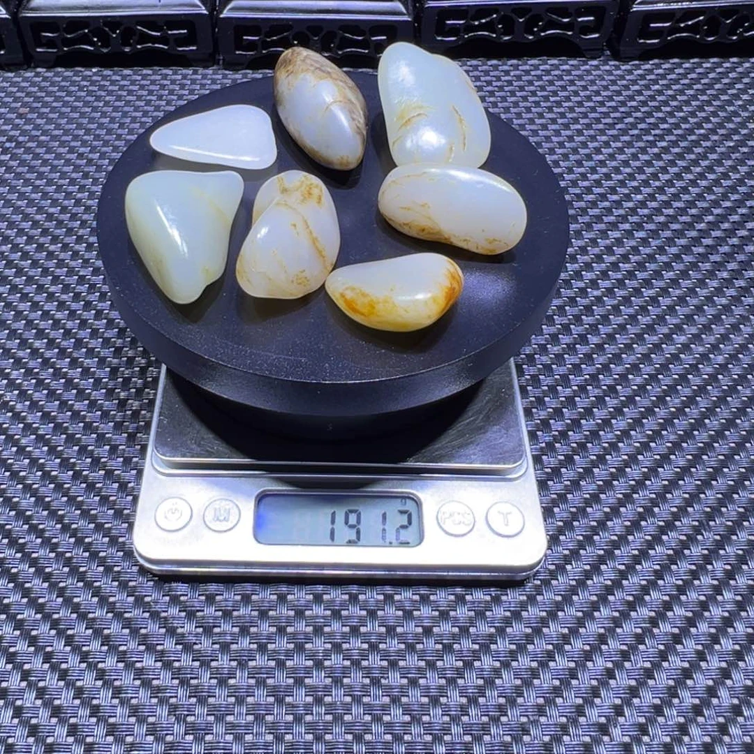 和田玉（子料）未镶嵌吊坠(不含链)191克