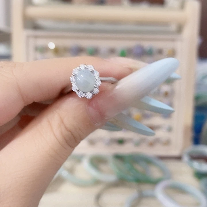 颈饰未镶嵌翡翠天然翡翠Ａ货