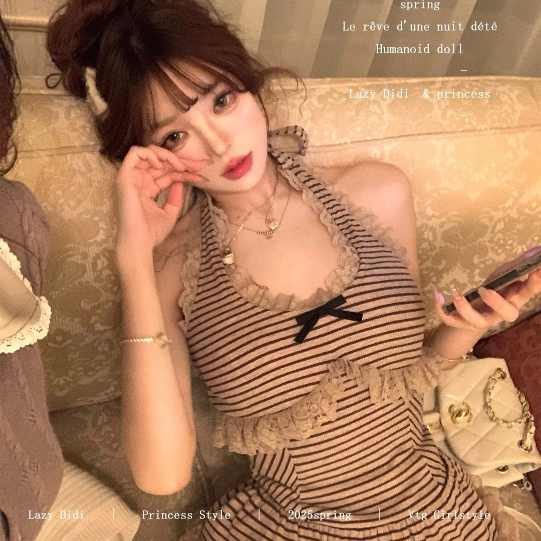 显瘦辣妹短款性感夏季复古修身挂脖吊带蕾丝外穿