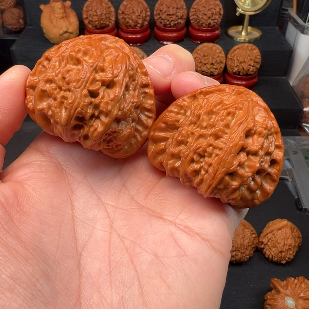 文玩核桃吊坠?****?44三角白