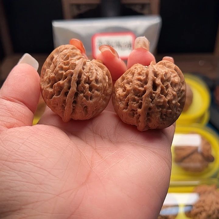 吊坠文玩核桃雨花石四棱 天残脚 全品