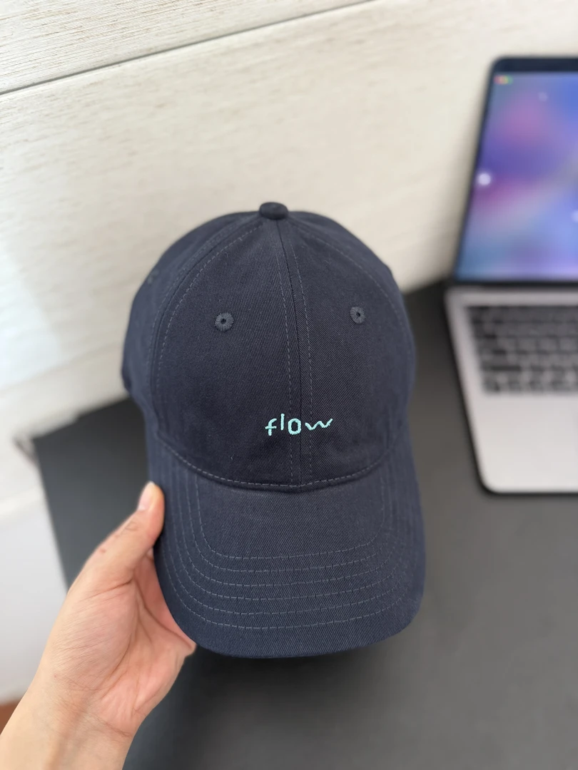 flow字母刺绣秋冬新款棉棒球帽显脸小软顶鸭舌帽男女百搭