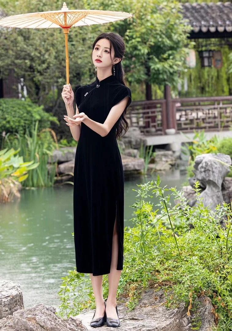 拾忆旗袍【芷烟】复古丝绒淑女风旗袍2024秋新款改良新中式3001