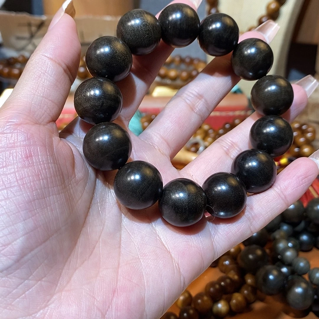 老山檀香1.8阴沉微瑕手串