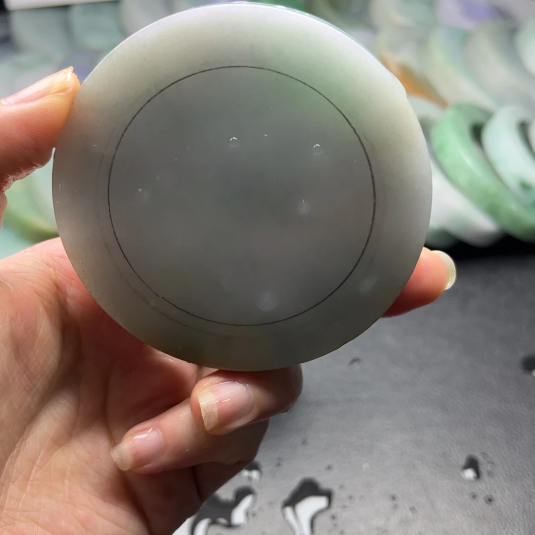 定制翡翠未镶嵌翡翠手镯