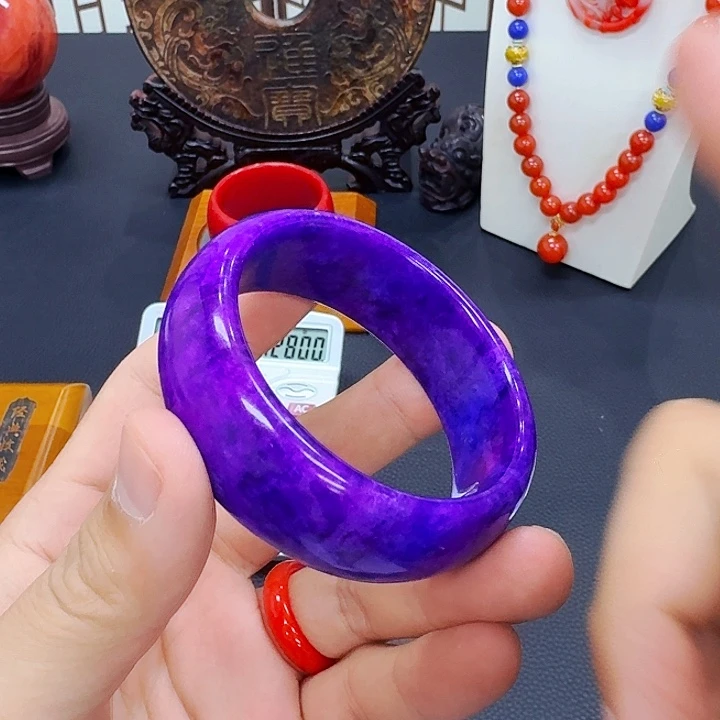 玛瑙/玉髓未镶嵌手镯紫杉醇