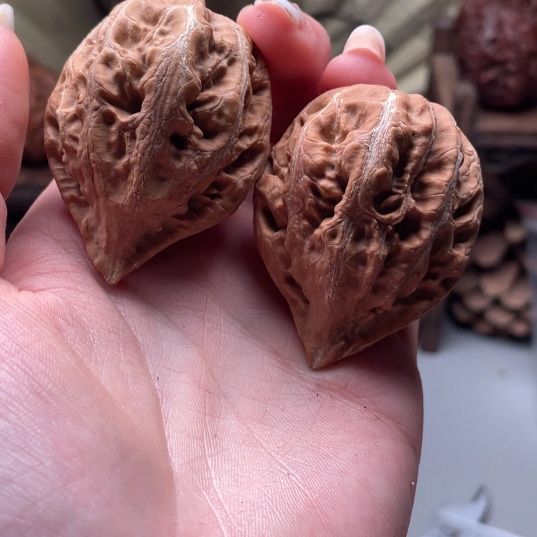 文玩核桃把件楸刀鱼136