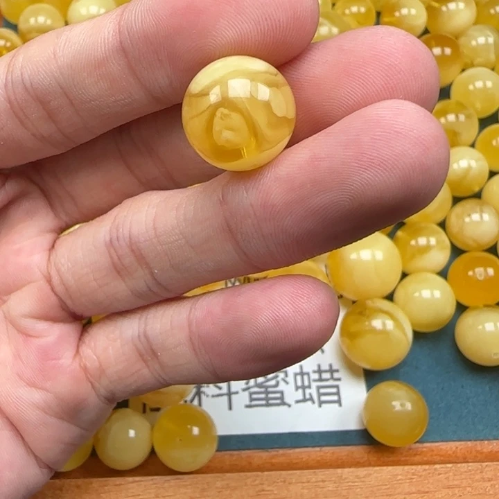 未镶嵌琥珀裸石天然273