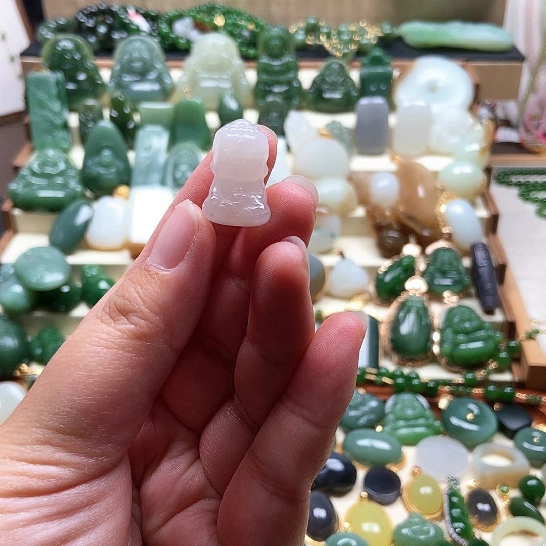 和田玉未镶嵌吊坠(不含链)