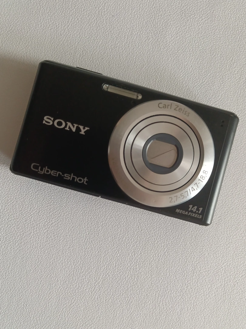 9新  九五新高像素人像适用数码相机w530