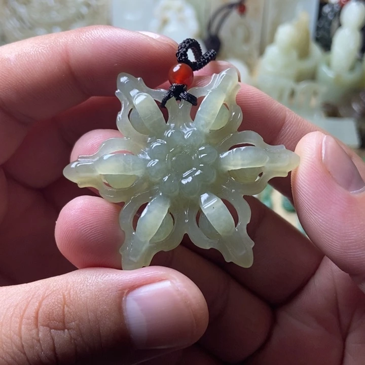 和田玉未镶嵌挂件