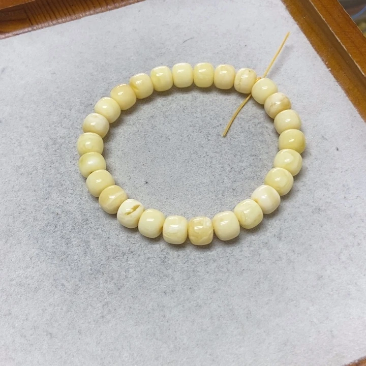 未镶嵌蜜蜡裸石手串