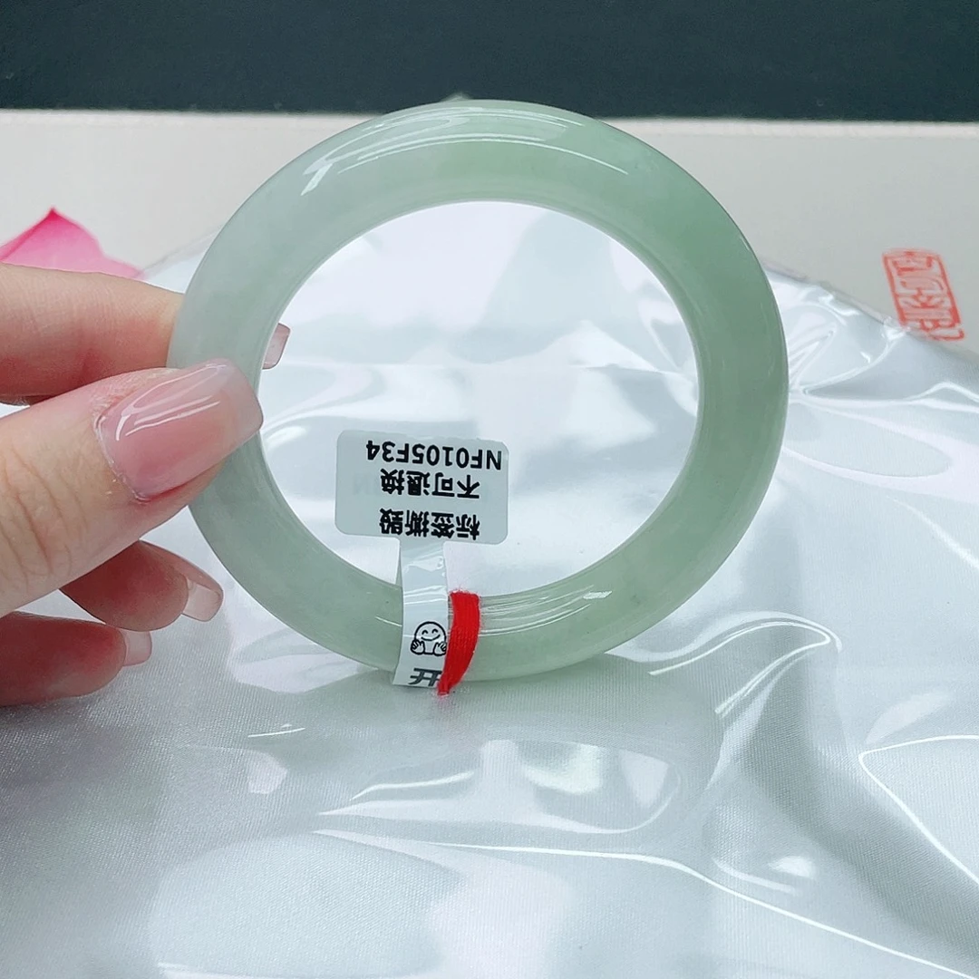 翡翠手镯未镶嵌圆55.8