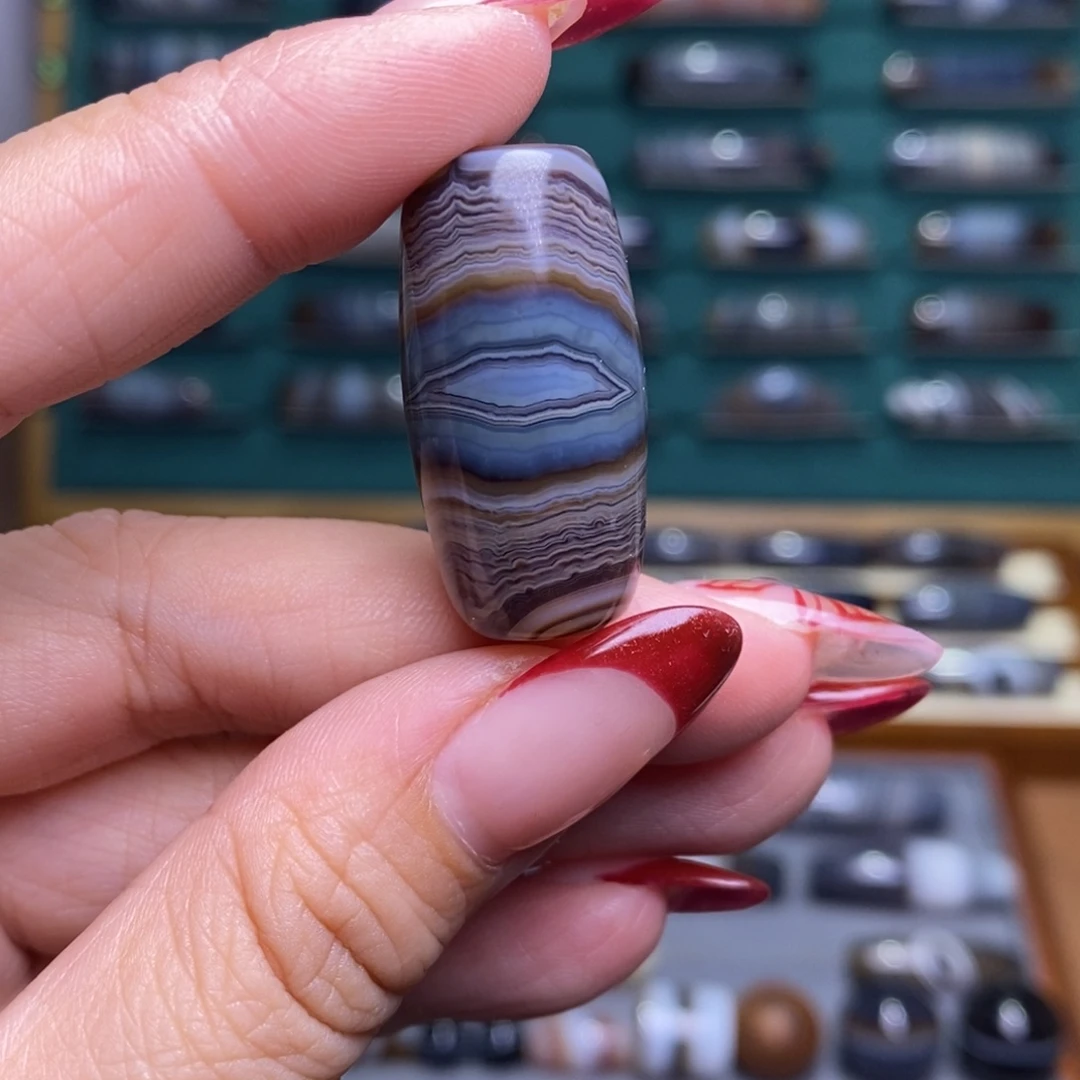 金***墩玛瑙/玉髓未镶嵌珠宝半成品