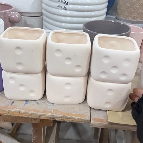 多肉绿植陶瓷花盆9.9包邮