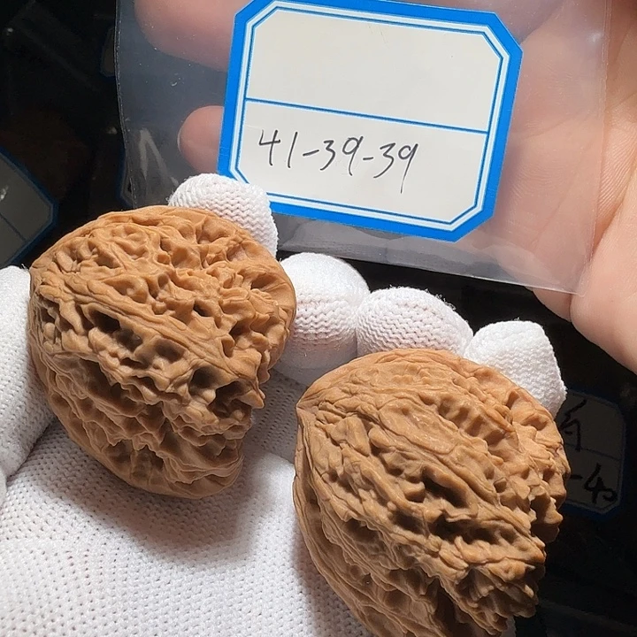 吊坠文玩核桃南疆天残42