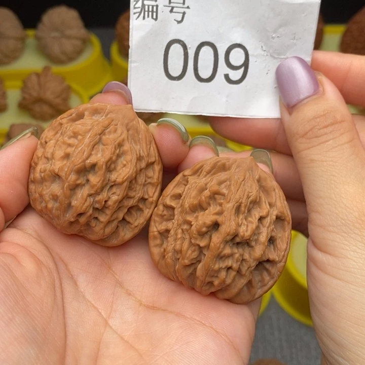 文玩核桃把件009虎头39尺全品
