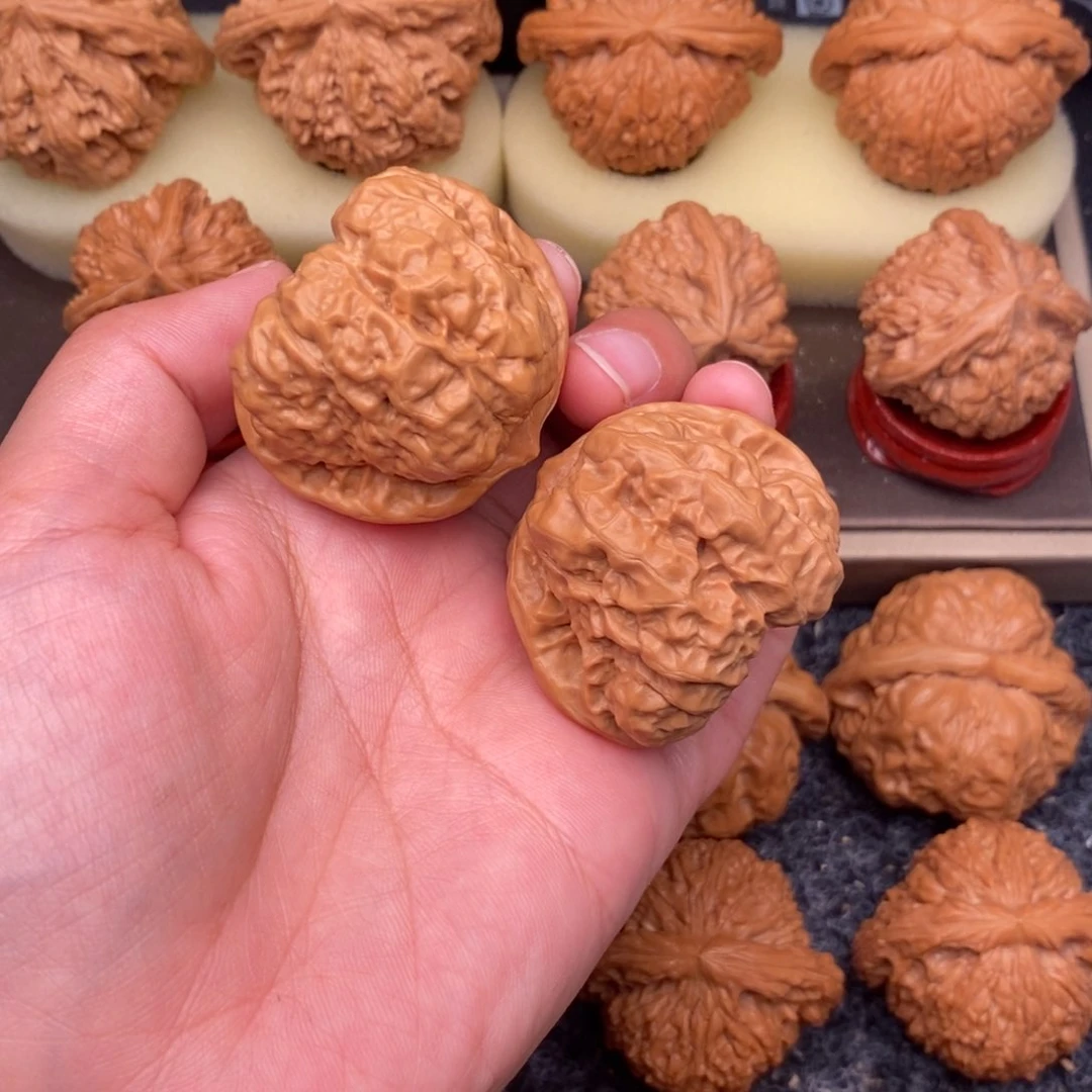 文玩核桃把件毕业大蛙蛙41