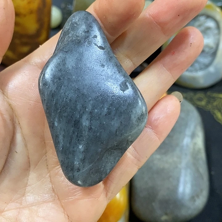 未镶嵌和田玉（糖玉）挂件