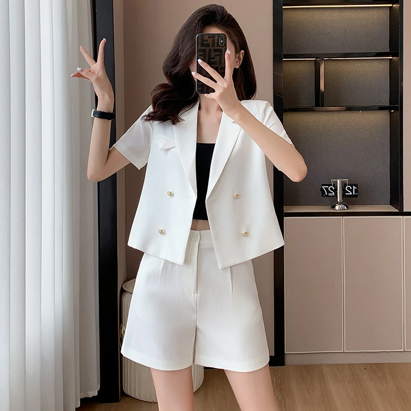 白色短袖西装女士夏季薄款2025新款高级感小个子休闲西服短裤外套