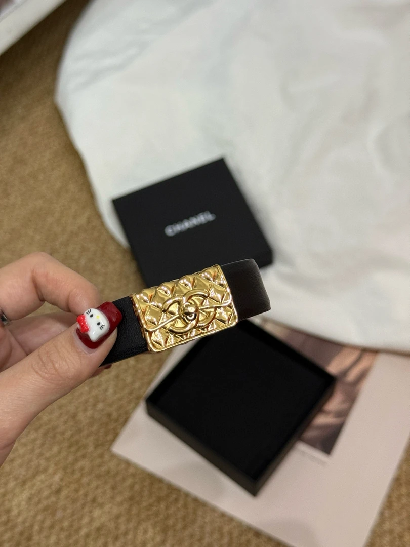 全新未使用 Chanel/香奈儿 chanel 23k黑金cf书包扣黑色皮手环