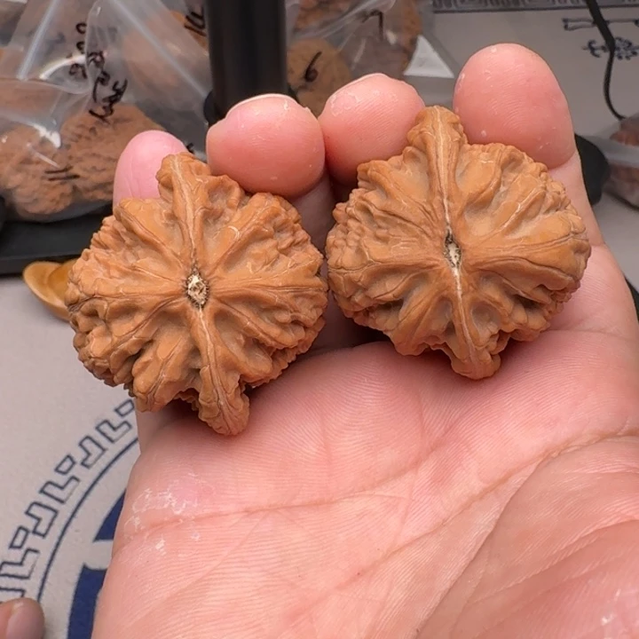 把件桃核鸭蛋虎44尺22