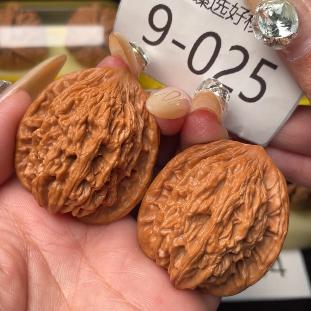 文玩核桃把件40全品精配麦穗虎头