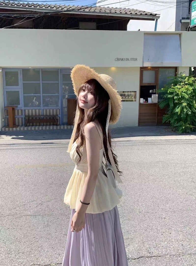 136夏季新款法式花苞甜辣妹吊带上衣气质高腰流光沙半身裙套装女
