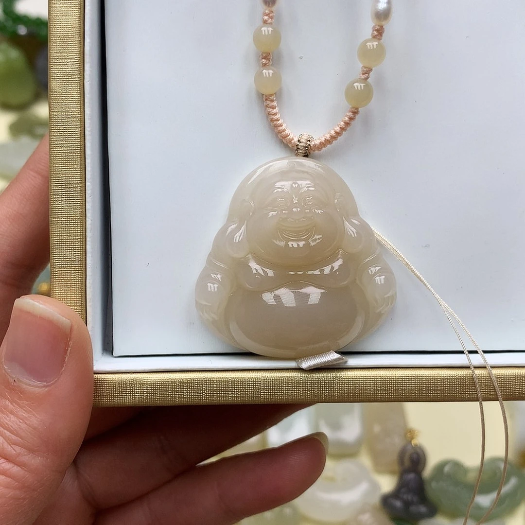 和田玉颈饰未镶嵌