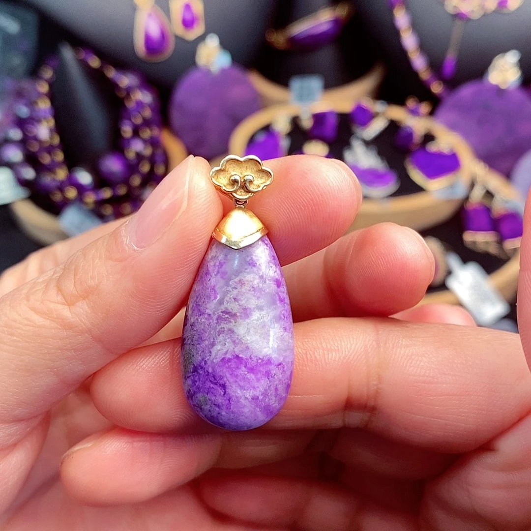 苏纪石（舒俱来）吊坠18K金镶嵌