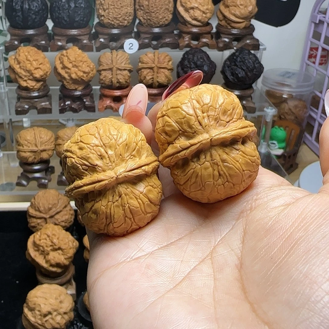 呼***姐文玩核桃把件3……玄武元宝