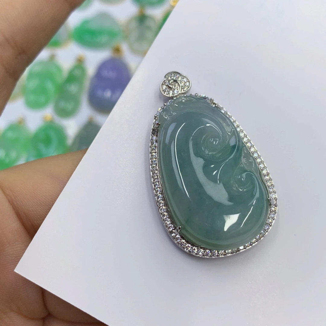 翡翠银S925镶嵌颈饰翡翠