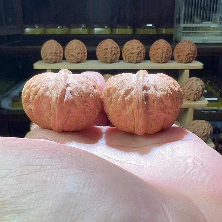 文玩核桃把件平谷元宝