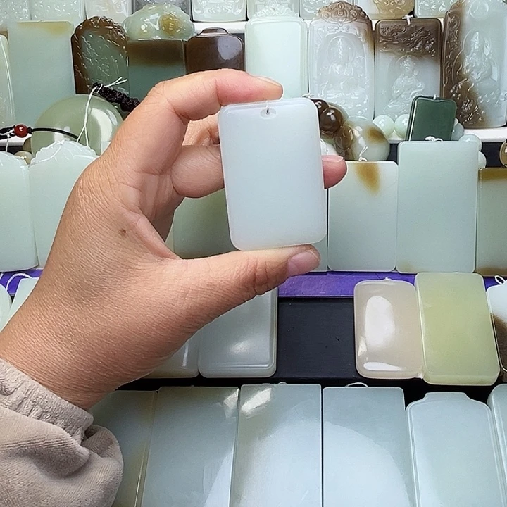 颈饰未镶嵌和田玉꧁**꧂