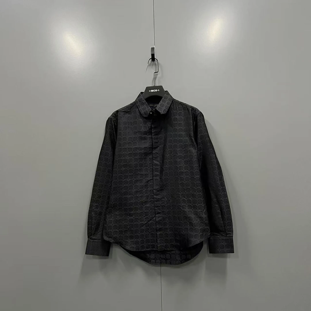 99新 LouisVuitton/路易威登 q218 黑色丝绸图案衬衫 39码*3/bc0