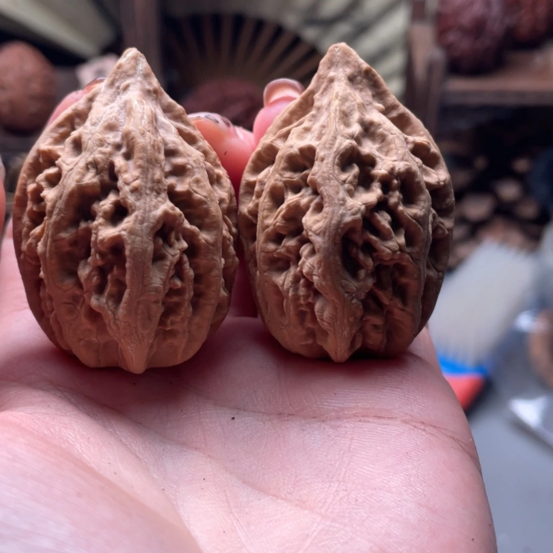 文玩核桃把件楸刀鱼112