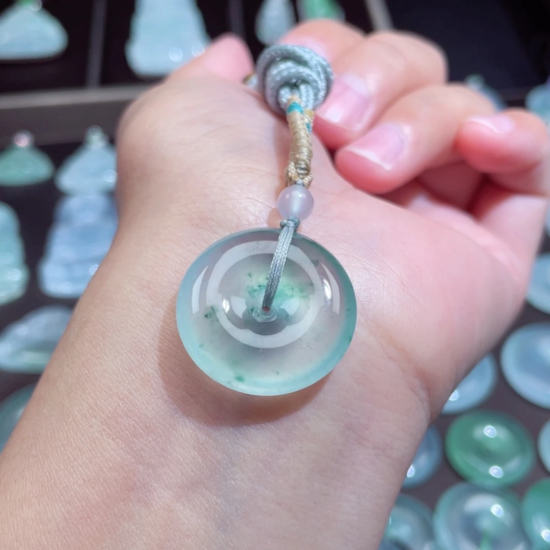 颈饰未镶嵌翡翠扣子