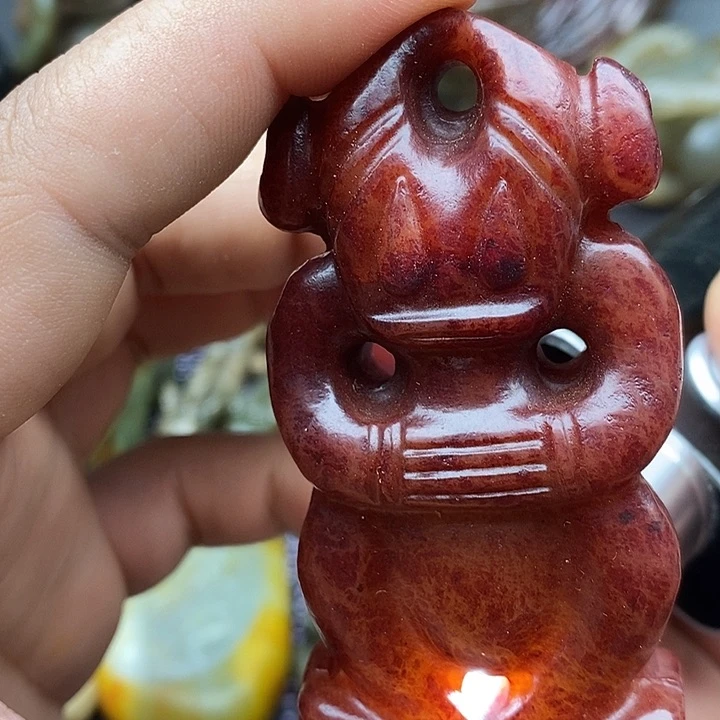 未镶嵌蛇纹石玉颈饰