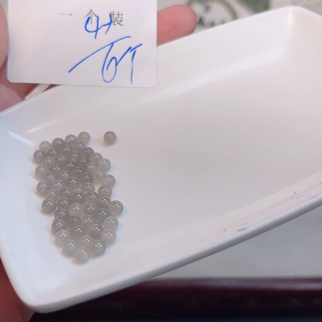 水晶未镶嵌珠宝半成品195 。