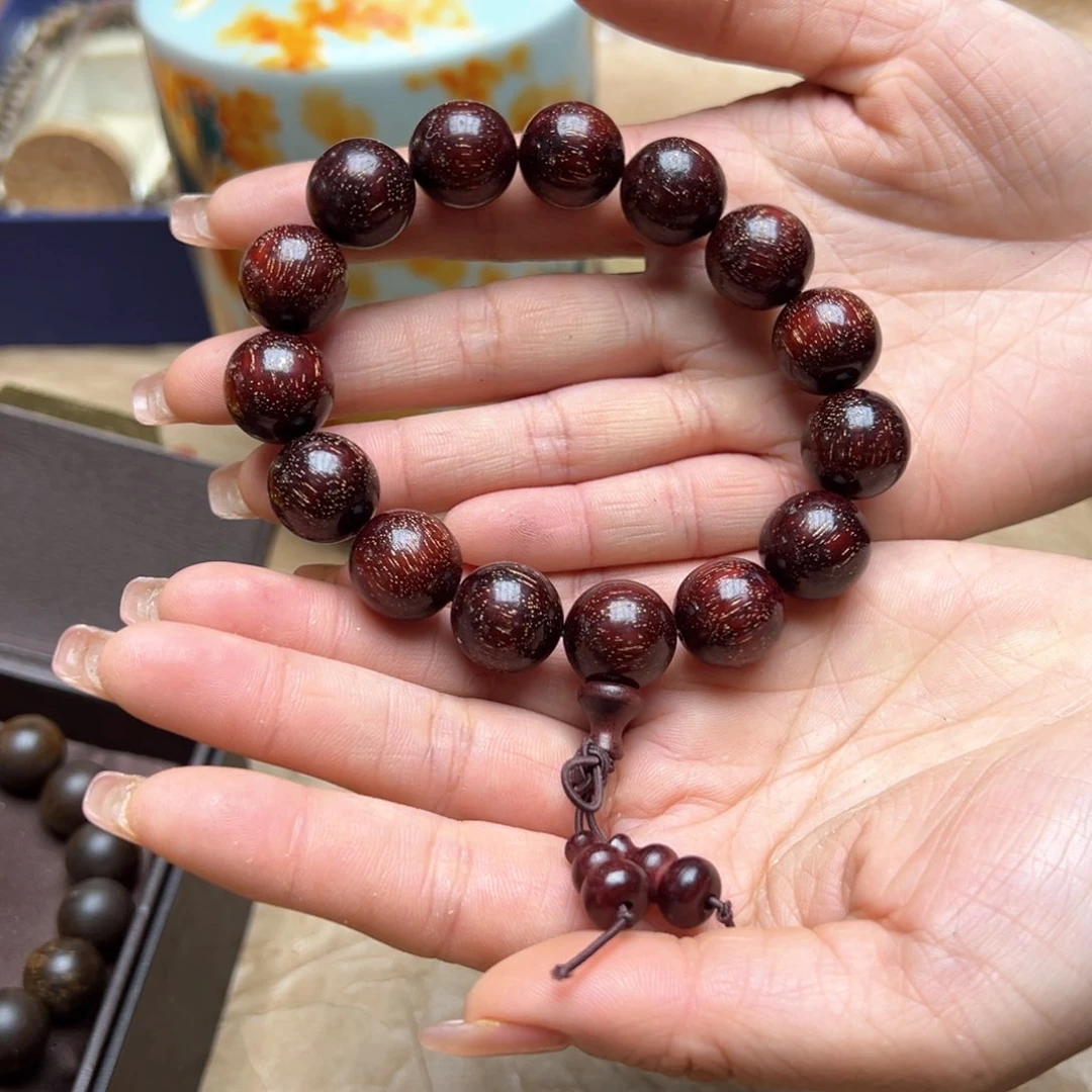 大叶紫檀（黑酸枝木类）