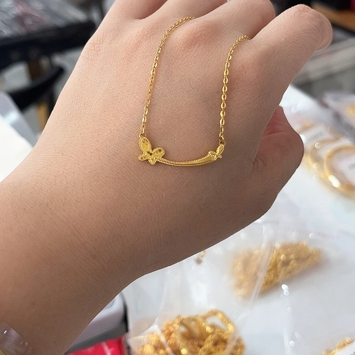 链子足银无蝴蝶微笑项链