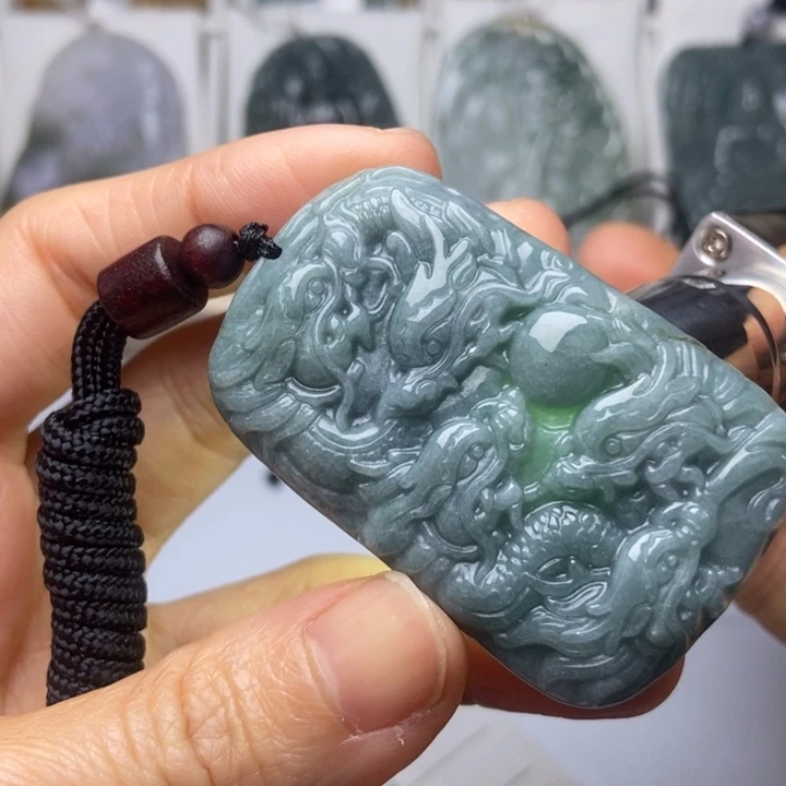 翡翠未镶嵌挂件翡翠