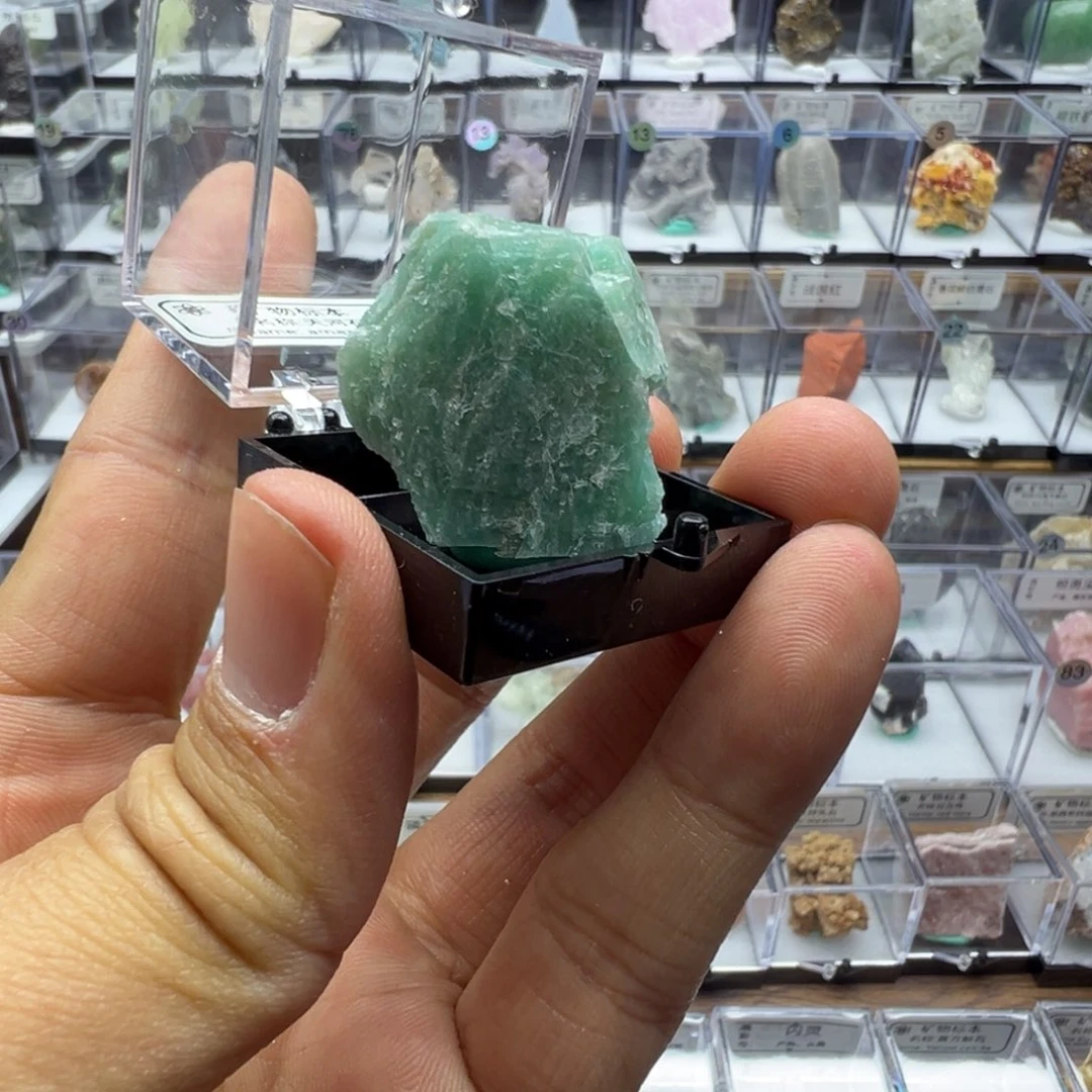 东陵石珠宝奇石合金