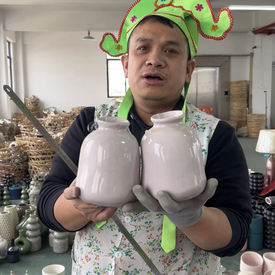 摆件148 号高中低温陶瓷工艺瓶（部分微瑕）